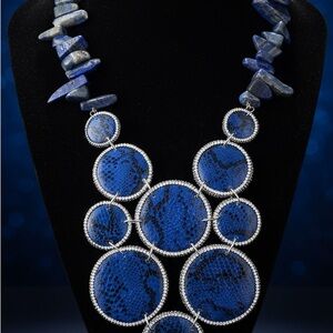 Elegant Blue Statement Necklace